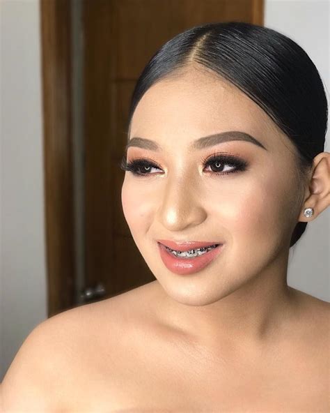 Makeup by Jhe.